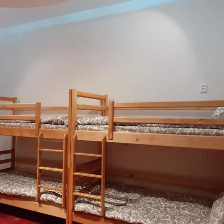 Uneed Sport Hostel *
